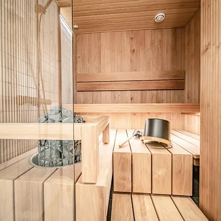 Frost Ski-in Ski-out By Aavalevi